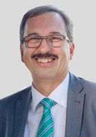 Porträt von KommR Mag. Ernst Wiesinger KommR Mag. Ernst Wiesinger, Foto: Kellner & Kunz AG