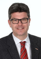 Spartengeschäftsführer Mag. Stefan Praher, MBA Spartengeschäftsführer Mag. Stefan Praher, MBA
